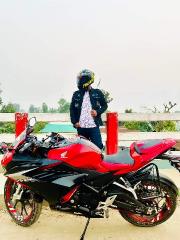 HONDA CBR 150R